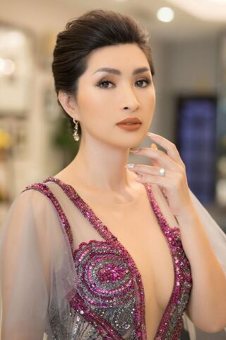 [HOT] Top 99+ nguyễn hồng nhung lộ ảnh sex mới nhất