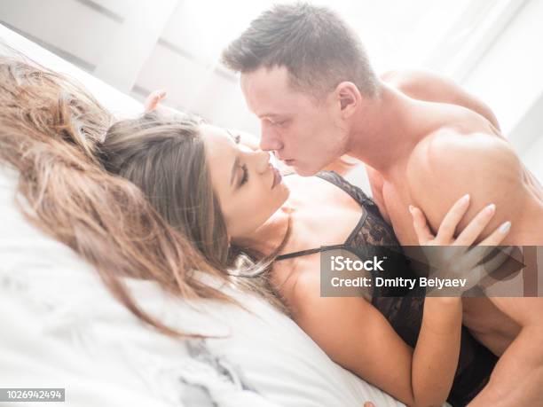[HOT] Top 99+ ảnh sex hôn nhau mới nhất