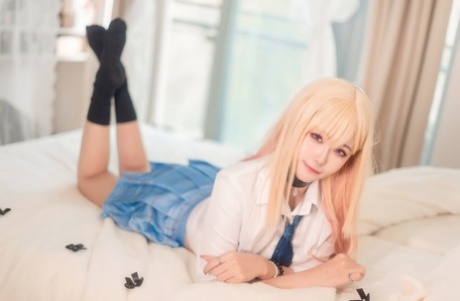 22762010_002_9059 Patreon HornyCos Hot Photos
