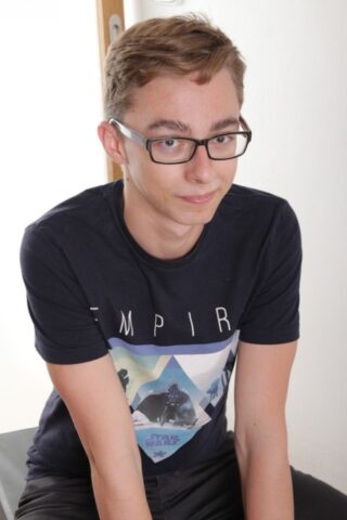Nerdy skinny twink Jack Flynn flaunt his body and jerks off his massive boner