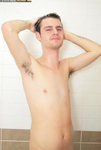 Dark-haired gay hottie Jason Potente takes a shower after masturbating