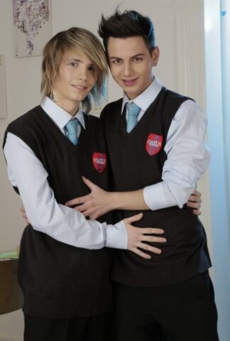 Gay schoolboys Tim Walker & Xander Hollis blow each other & have anal sex