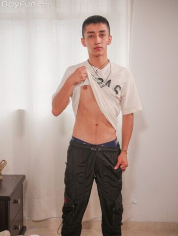 Boy Fun featuring Eliot Sweet Naked Pics