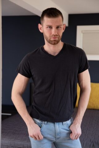 Amateur gay studs Dacotah Red & Jacob Peterson having hardcore anal sex