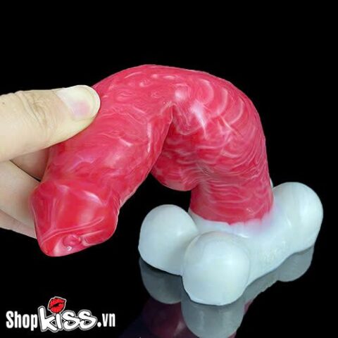 Thiết kế gân guốc của dương vật giả FAAK Hellfire tăng cường ma sát và kích thích mạnh mẽ