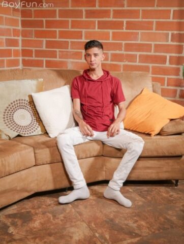 65771491_003_651e Boy Fun featuring Nicolas Greey Porn Pics