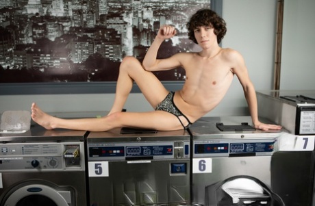 Men Com featuring Cristiano, Malik Delgaty XXX Photos