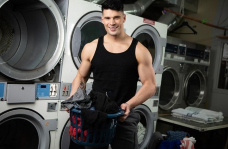 Men Com featuring Cristiano, Malik Delgaty XXX Photos