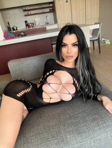 69757674_005_e7cd OnlyFans Sophia 69 Sophia 69