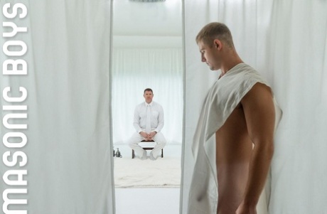 Older gay Grandmaster Wolf oils hot Apprentice Foster & sticks his dick in him