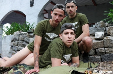 Military boys have a gay threesome while wearing their fatigues