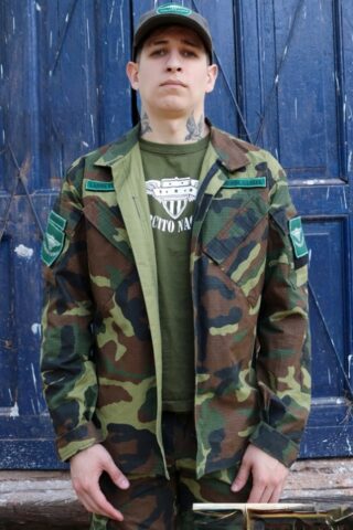 Military boys have a gay threesome while wearing their fatigues