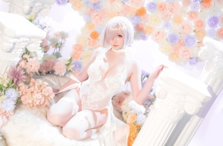 Japanese cosplay model exposes her amazing body in her lace dress & heels
