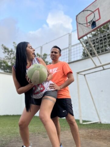 82241148_015_75d3 pelaje mix Hot Pics