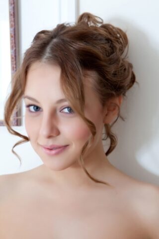 86159720_060_cb95 Glam teen Nikia A showing off her beautiful naked body in the bathroom