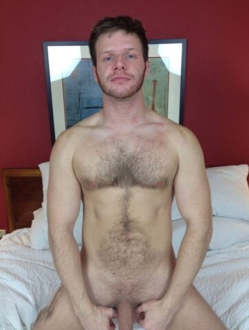 Gay friends Dyllan Austin, Brian Bonds & Aiden Woods have oral sex in a 3some
