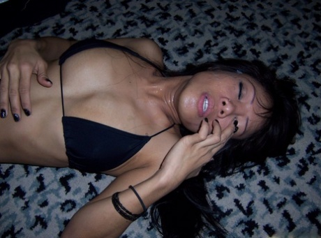 88220689_021_8ce2 Horny Filipina Roseanne strips and showcases her skinny tattooed body