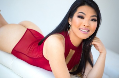 98887281_008_abd3 Sexpot Nari Park with beautiful smile poses in see-through teddy