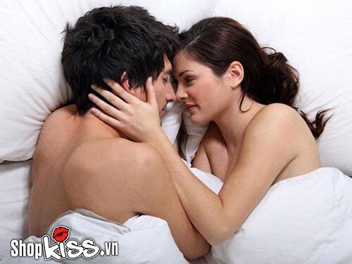 Con trai lần đầu quan hệ như thế nào để thỏa mãn cả hai?