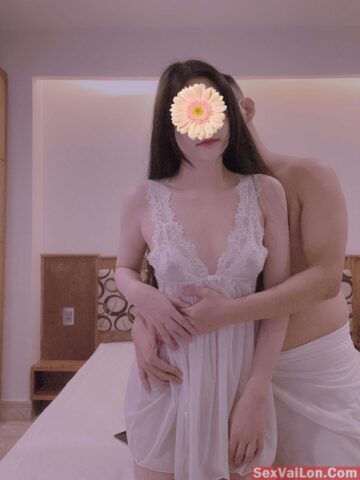 Em Hoa – Một Chiếc Lồn Không Bao Giờ Có Mùi