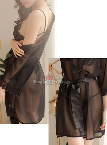 Thiết kế cổ V sâu của bộ đồ ngủ voan mỏng NY29 khoe khéo vòng một đầy đặn