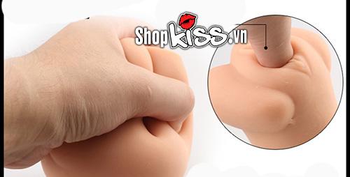 Cận cảnh chất liệu silicone mềm mại đàn hồi của bướm giả Loveaider AD18A