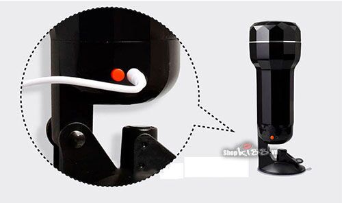 Nút khởi động và dây cắm USB của cốc thủ dâm MX Deam Cup đảm bảo nguồn điện ổn định