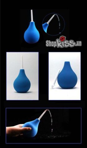 Cận cảnh đầu vòi và bóng bơm silicon của dụng cụ vệ sinh hậu môn HM23 dễ sử dụng