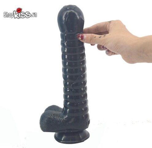 Chi tiết đường gân nổi và phần bao quy đầu độc đáo trên thân dương vật giả silicone FAAK HM07L.