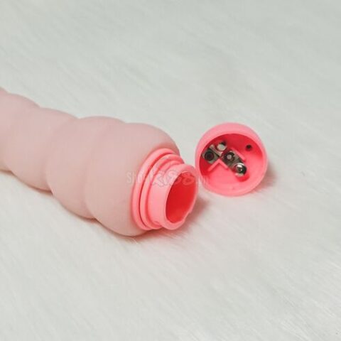 Vị trí lắp pin AAA tiện lợi trên cây rung Flexi Vibe DV01E