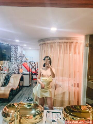Ngắm cô vợ cực phẩm, cảm xúc của vợ về yoni và some
