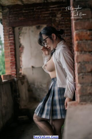 Ảnh sex hot girl Trung Quốc Sanyue520 khoe vú