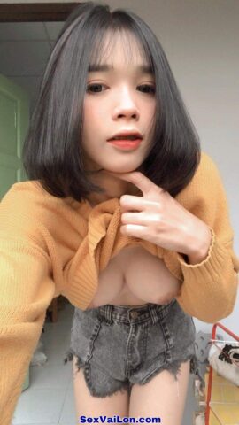 Ảnh sex em học sinh ngực phụ huynh nên rất thích khoe Ảnh sex em học sinh ngực phụ huynh nên rất thích khoe