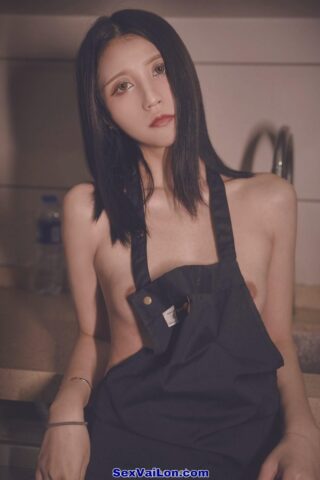 Ảnh sex cô thợ sửa máy địt xinh đẹp
