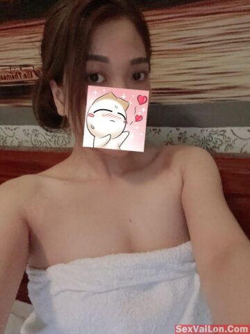 Nhờ bướm gái xinh cho trồng củ khoai