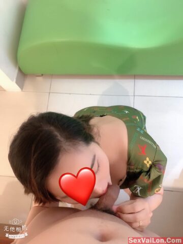 Nhờ có nắng mới thấy cầu vồng, nhờ có anh em mới sướng lồn