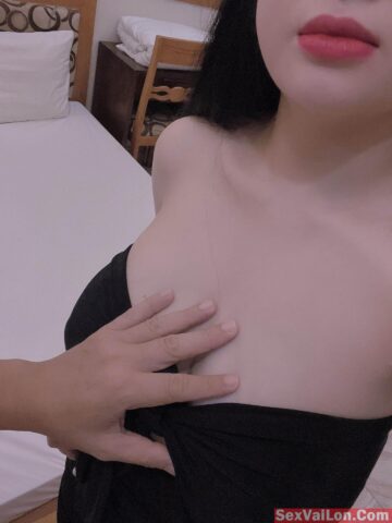 Chụp Lén Lồn Đã Có Ai Đụ Em Chưa, Không Thì Để Anh Thử