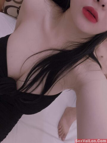 Chụp Lén Lồn Đã Có Ai Đụ Em Chưa, Không Thì Để Anh Thử