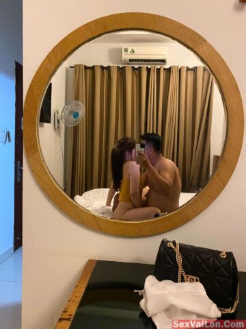 Ảnh Sex Lồn Việt Nam Còn Trinh Đút Cặc Vào Đi Anh