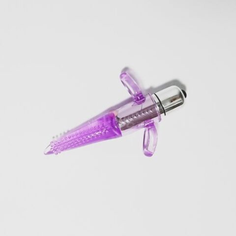 Lưỡi rung liếm hột le và âm đạo DC22S - đồ chơi tình dục cao cấp cho nữ với thiết kế thon gọn