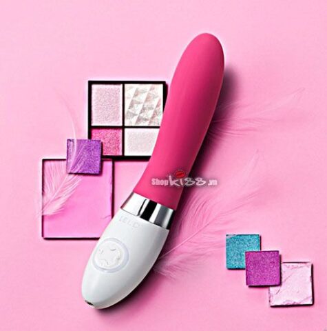Thiết kế thon gọn, chất liệu silicon mịn màng của Lelo Liv 2 DC42B