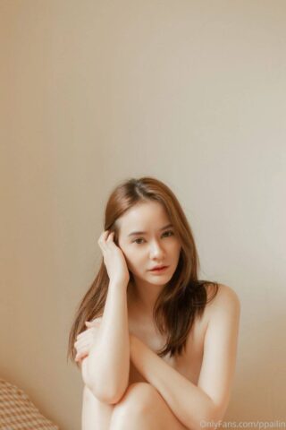 Nàng thơ ngủ trong thùng giấy