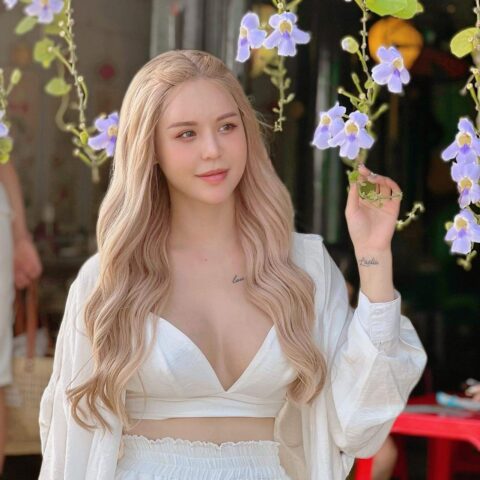 Nóng bỏng sexy cùng Nguyễn Hà Linh