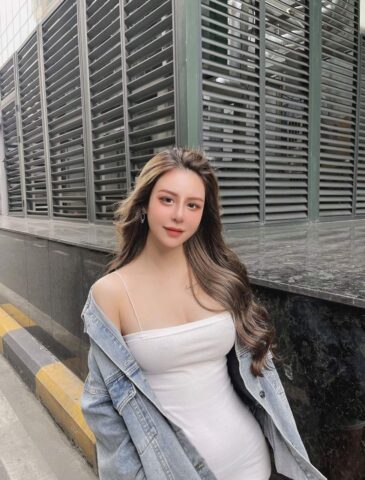 Nóng bỏng sexy cùng Nguyễn Hà Linh