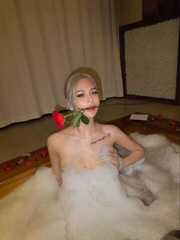 Nóng bỏng sexy cùng Nguyễn Hà Linh