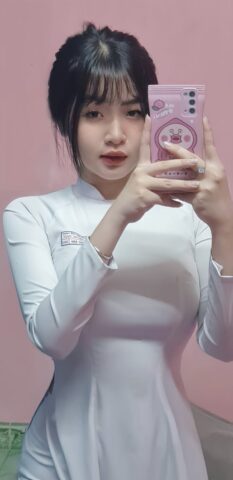 Nữ sinh áo dài trắng đẹp tinh khôi