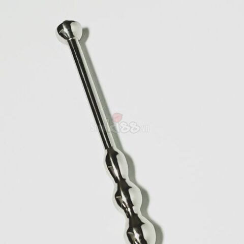 Cận cảnh chất liệu thép không gỉ 304 siêu bền của thanh mát xa niệu đạo DC11V