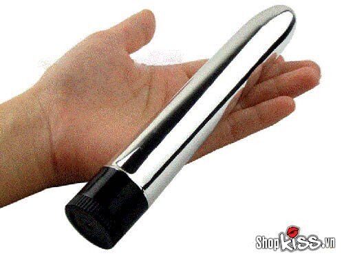 Cận cảnh thanh rung bạc MS27B sáng bóng với thiết kế thon dài sang trọng