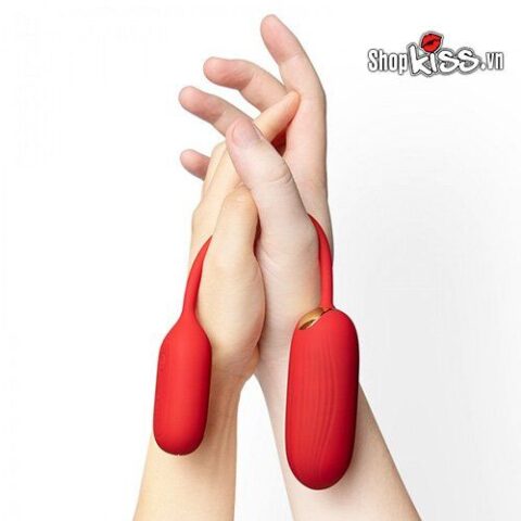 Cận cảnh hai đầu trứng rung Svakom MUSE DC89X với chi tiết mạ vàng sang trọng