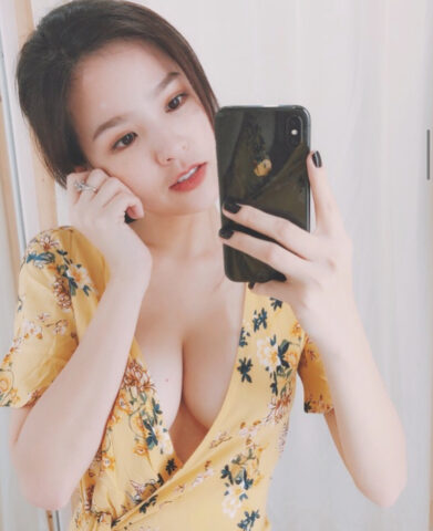 Trọn bộ ảnh sex Phi Huyền Trang HOT một thời